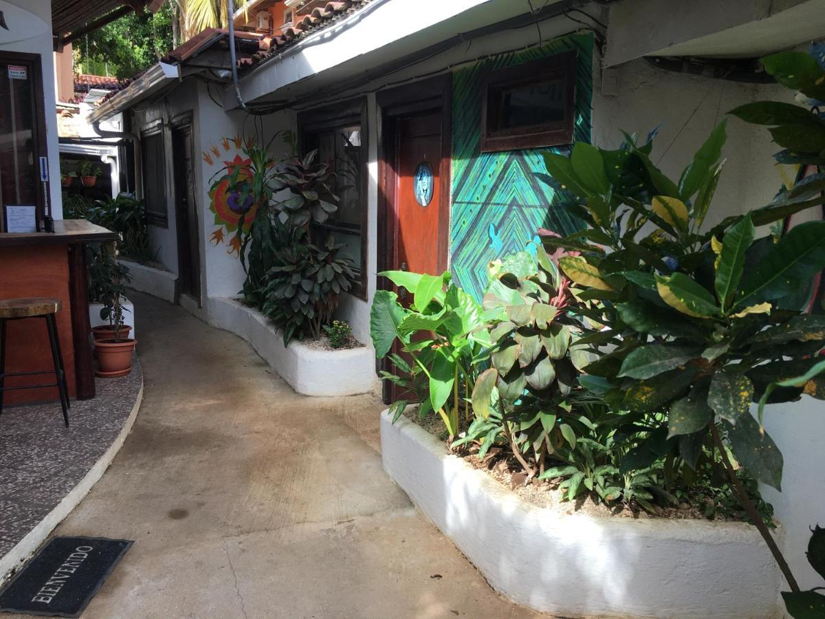 Pura Vida Hostel Тамариндо Экстерьер фото