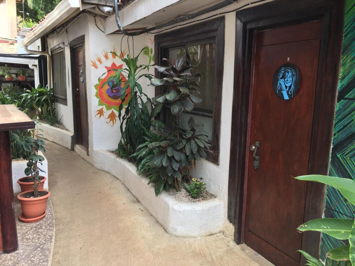 Pura Vida Hostel Тамариндо Экстерьер фото