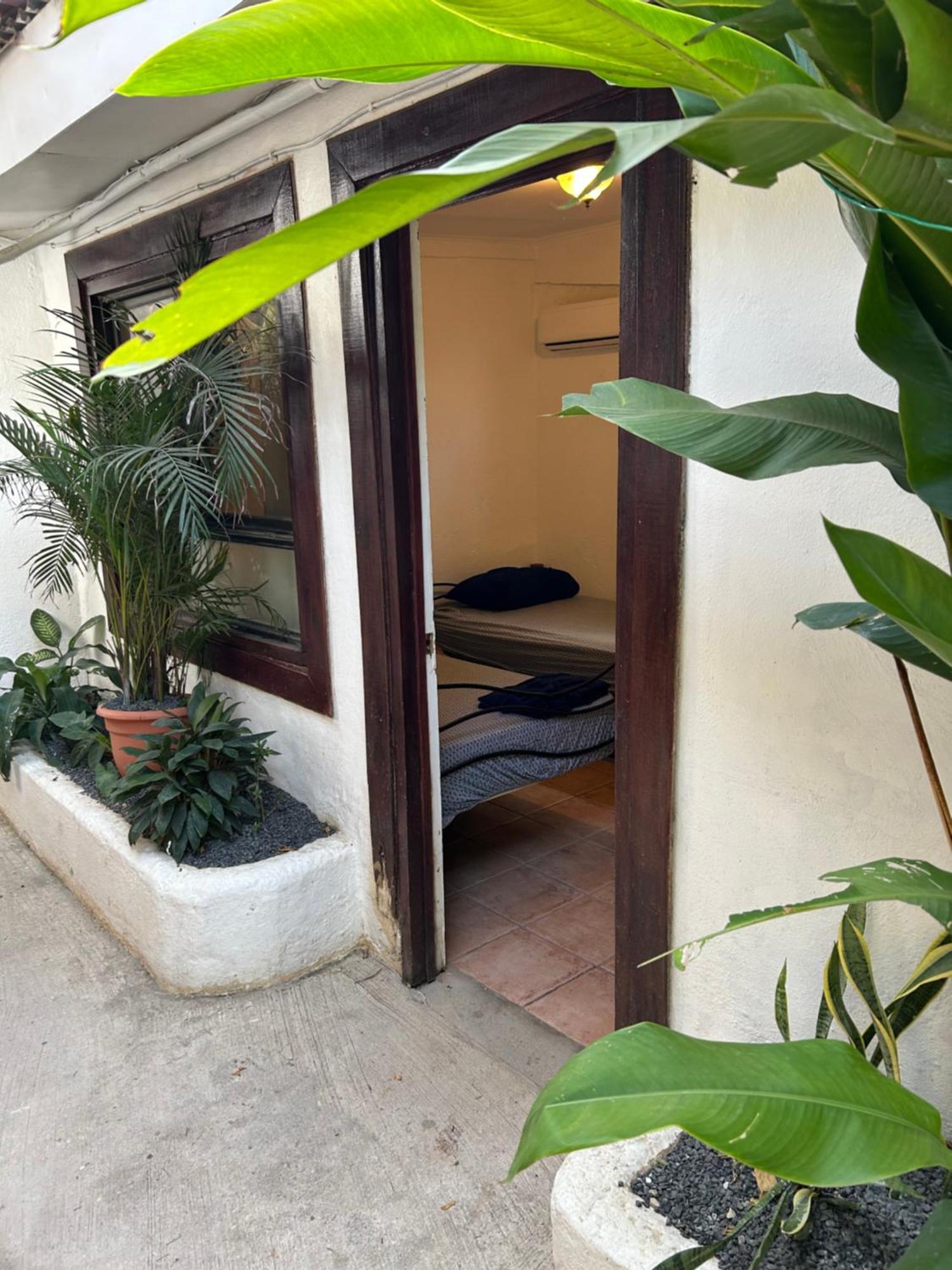 Pura Vida Hostel Тамариндо Экстерьер фото