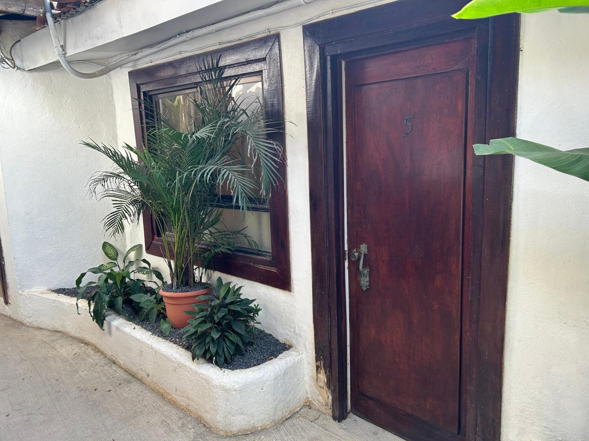 Pura Vida Hostel Тамариндо Экстерьер фото