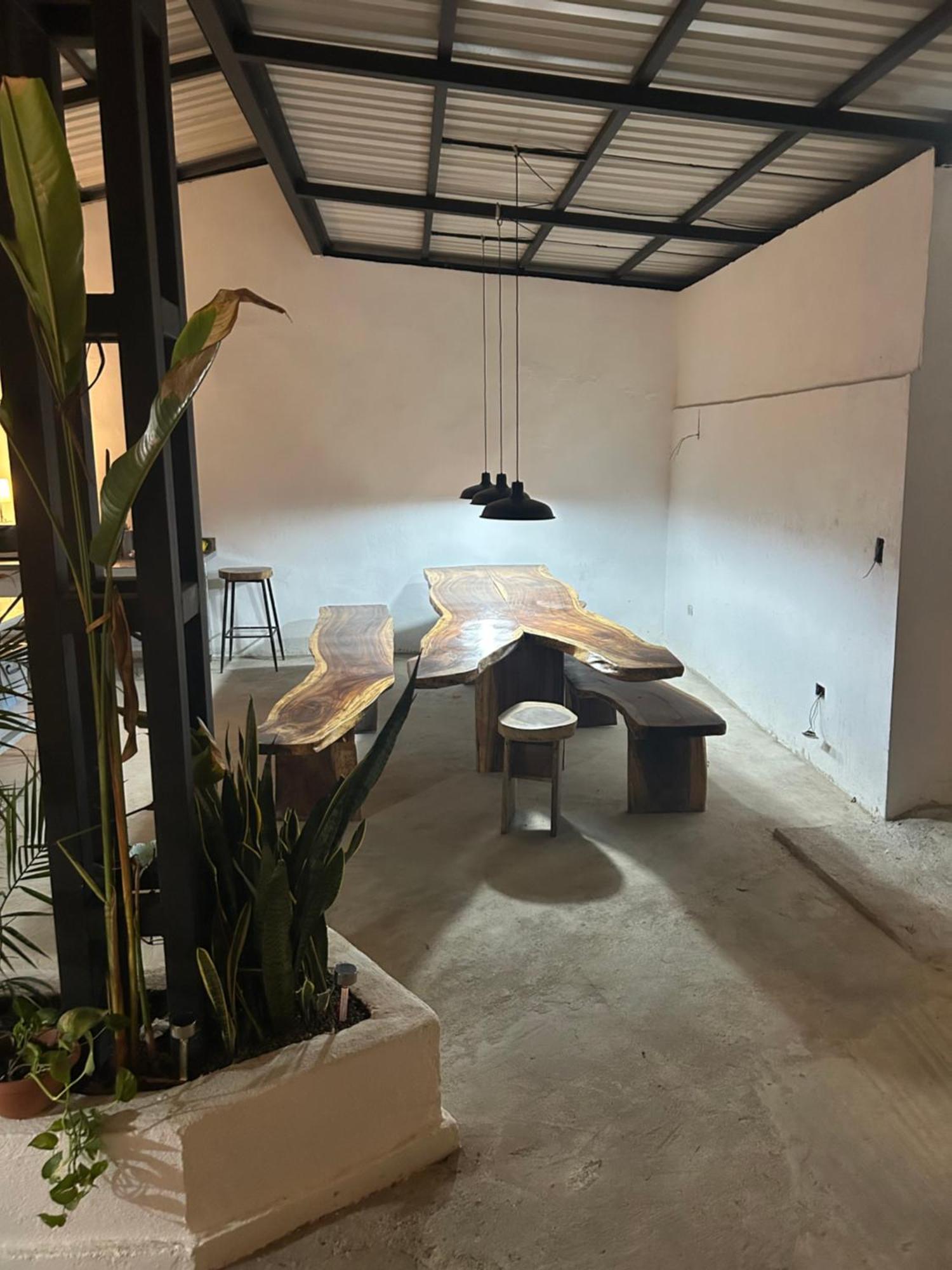 Pura Vida Hostel Тамариндо Экстерьер фото