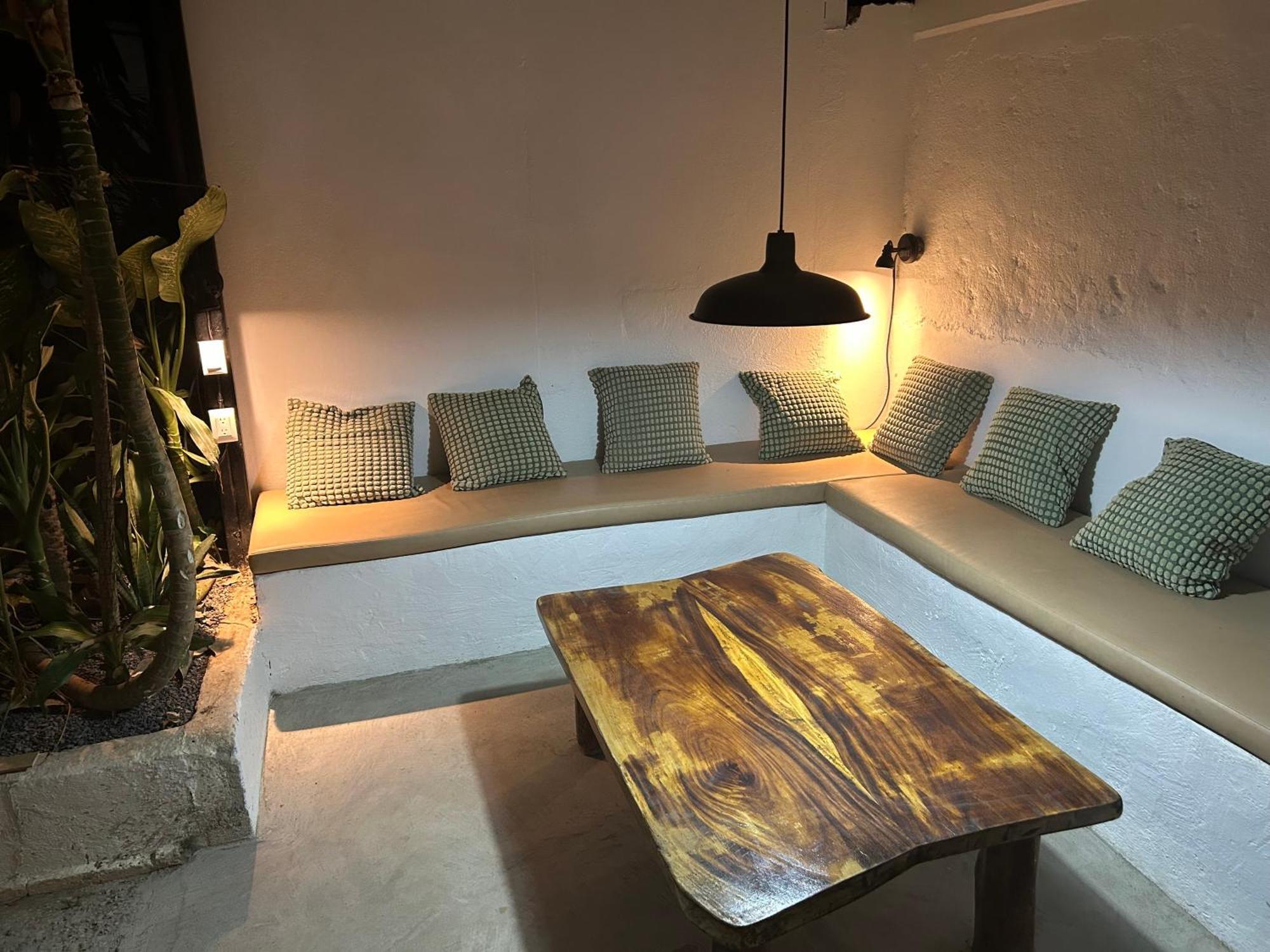 Pura Vida Hostel Тамариндо Экстерьер фото